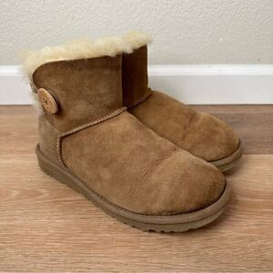 UGG Bailey Button Chestnut Brown Ankle Boots